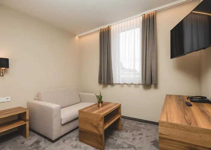 Residenz Gramaser Gmbh Ξενοδοχείο με διαμερίσματα Ισγκλ