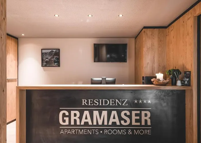 Ξενοδοχείο με διαμερίσματα Residenz Gramaser Gmbh