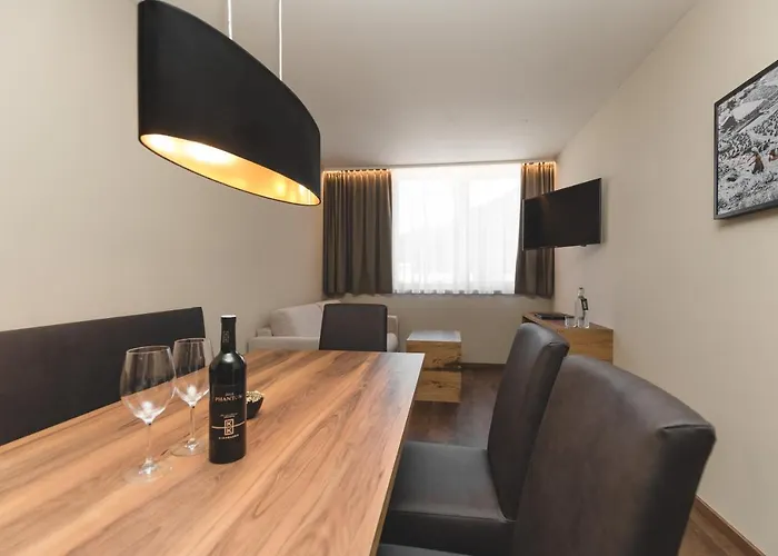 Ξενοδοχείο με διαμερίσματα Residenz Gramaser Gmbh Ισγκλ