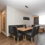 Residenz Gramaser Gmbh アパートホテル