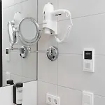 Residenz Gramaser Gmbh 4* イシュグル
