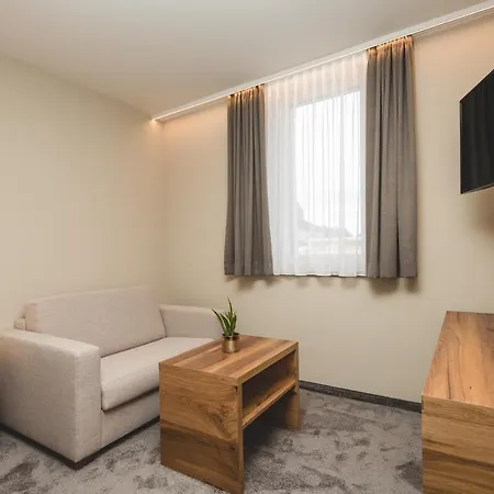 Residenz Gramaser Gmbh アパートホテル イシュグル