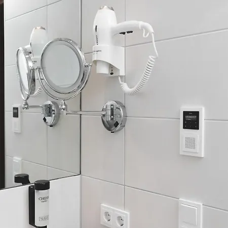 Residenz Gramaser Gmbh 4* イシュグル